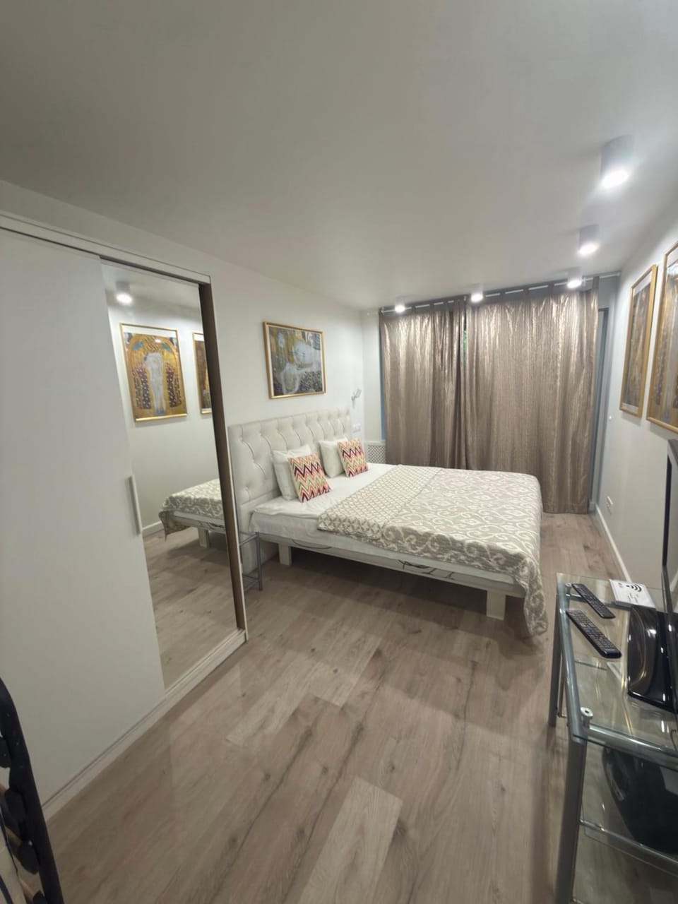 Apartametns for you by Henks Apartment in Riga