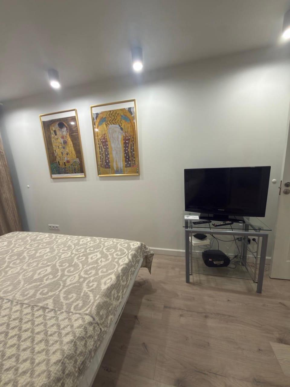Apartametns for you by Henks Apartment in Riga