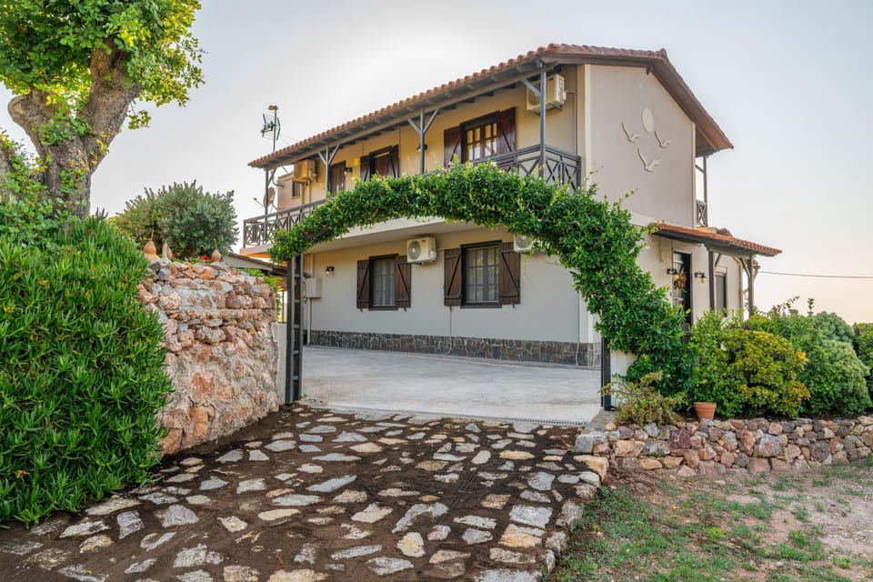 Property building, Garden view