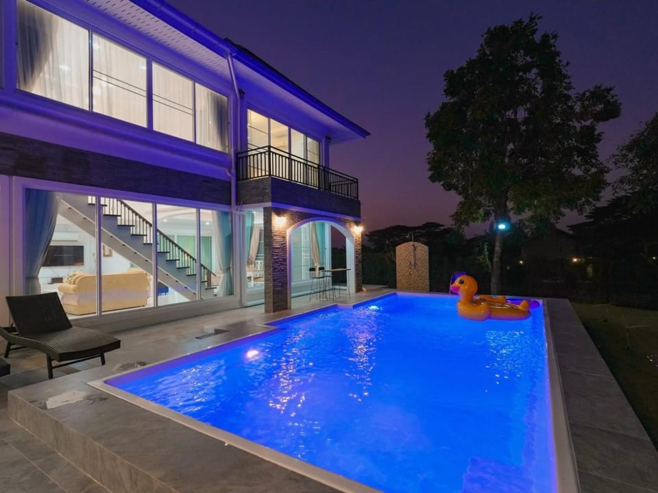 Saria Pool Villa Khaoyai Villa in Thailand