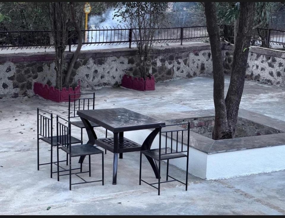 Aaram Ghar Guesthouse Villa in Maharashtra