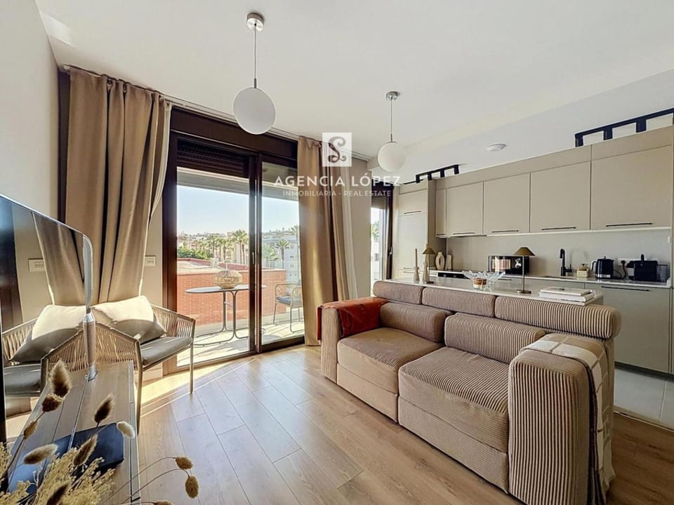 Alo Lazaga Zen Apartment in Estepona