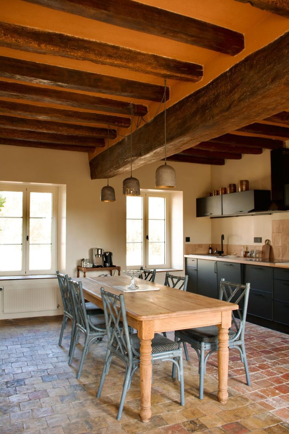 Kitchen or kitchenette, Dining area, Communal kitchen