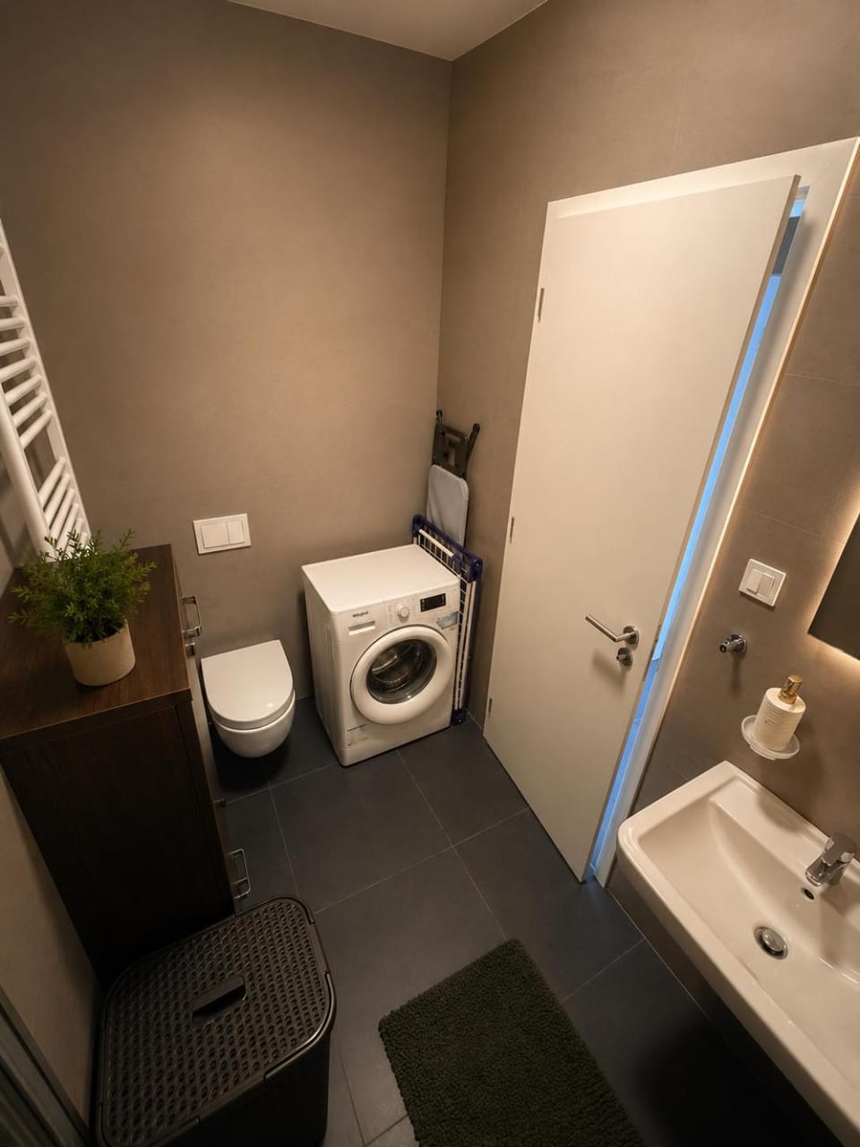 Toilet, Bathroom