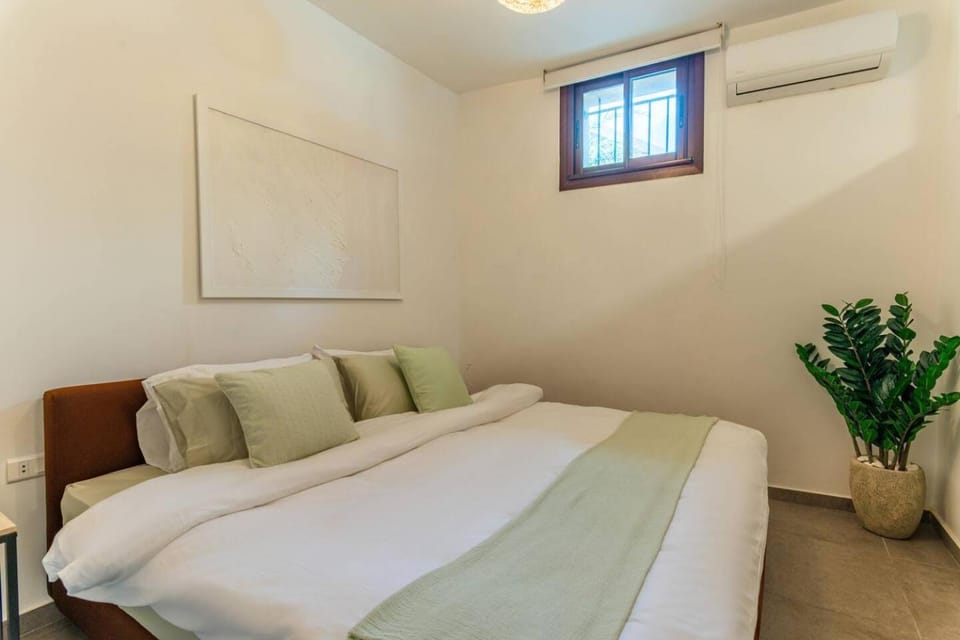 Anchor 1-BR Apartment In Bahsa Batroun Apartment in Bahsa Street, البترون، Lebanon