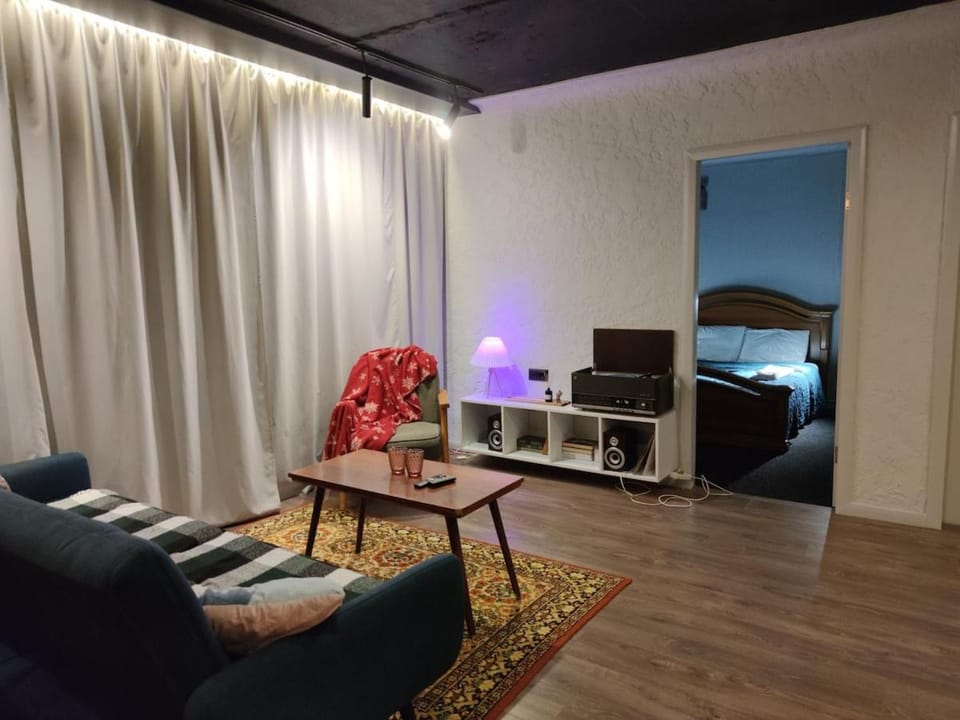 Квартира з проектором в центрі міста Павлоград Apartment in Dnipropetrovsk Oblast