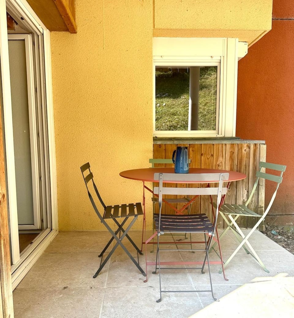 Appartement 4p, Piscine, Terrasse, Parking Apartment in Cauterets