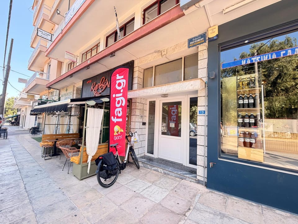Central Park Chíos Apartment in Decentralized Administration of the Aegean