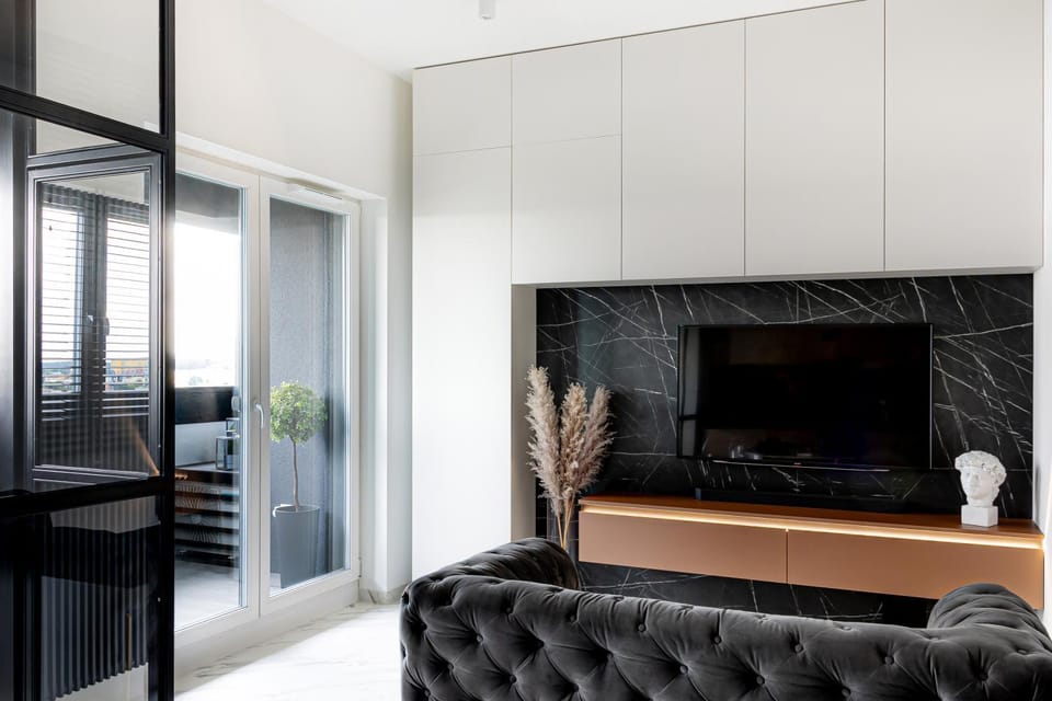 TV and multimedia, Living room, Seating area, Evening entertainment