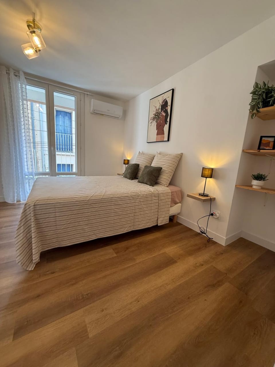 Bed, Bedroom