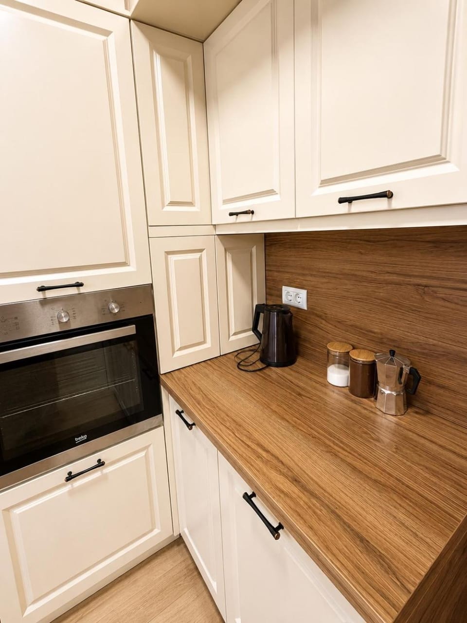 Coffee/tea facilities, Kitchen or kitchenette