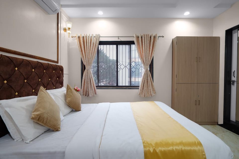 Hotel Royal Comforts Hotel in Pune