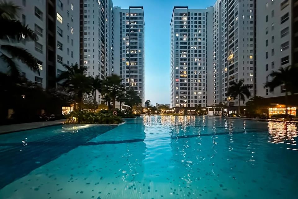 2406, Apartment 2, 1 bedroom with river view, near District 1, Pham Ngu Lao, Apartment in Ho Chi Minh City
