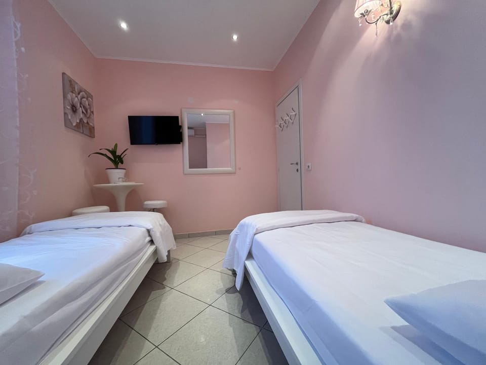 Le Palme Di Como Bed and Breakfast in Como