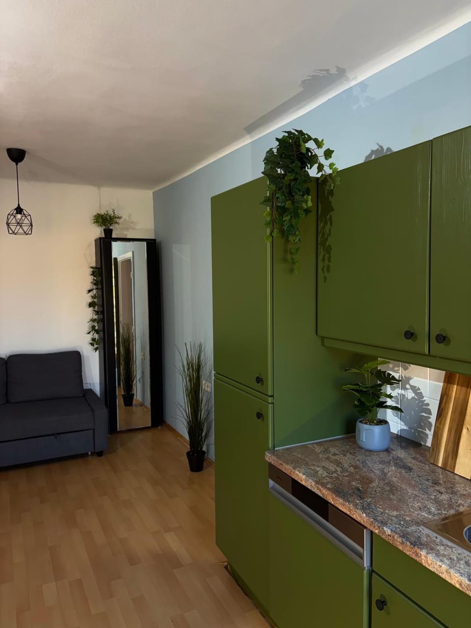 Kitchen or kitchenette, Seating area