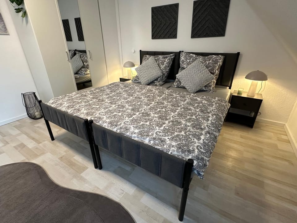 Bed, Bedroom, wardrobe