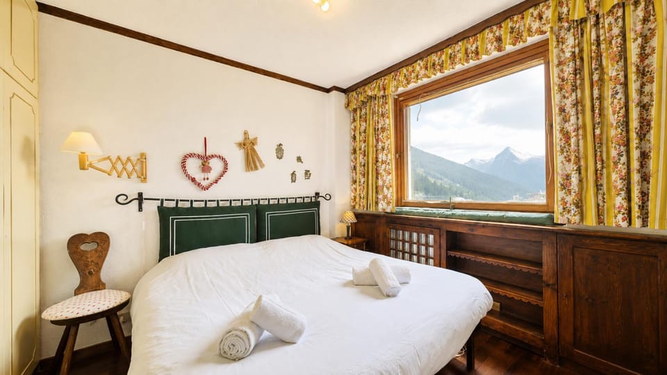 Hostdomus - Pietra Luna House Apartment in Sestriere