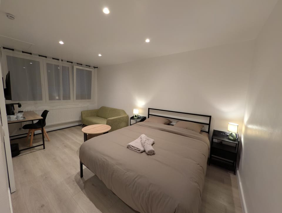 Maison Ronchin Lille Tok-Tok HD Hotel in Lille
