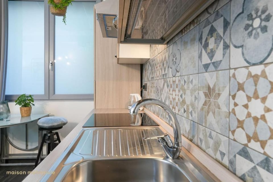 Kitchen or kitchenette, stove