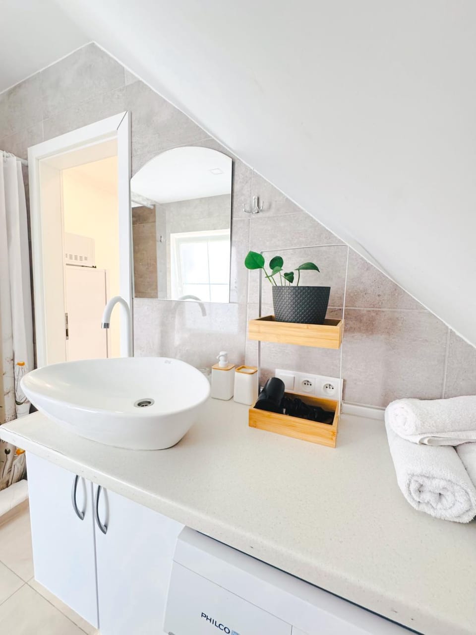 BRIGHT-4 Apartmán priamo v centre Michaloviec Apartment in Slovakia