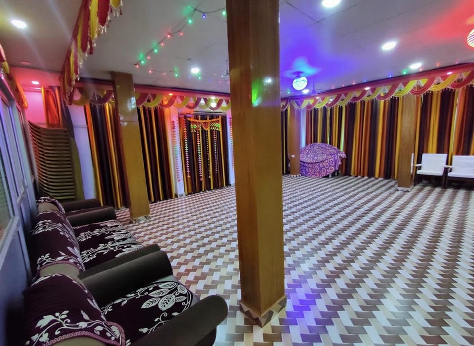 Star palace guest house Hotel in Lucknow
