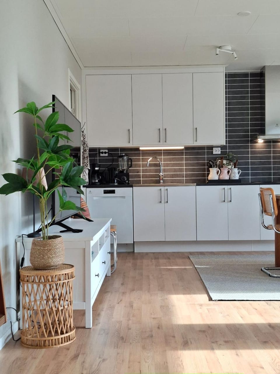 VILLA ELLA close to disc golf, swimming and Gothenburg Villa in Västra Götaland County