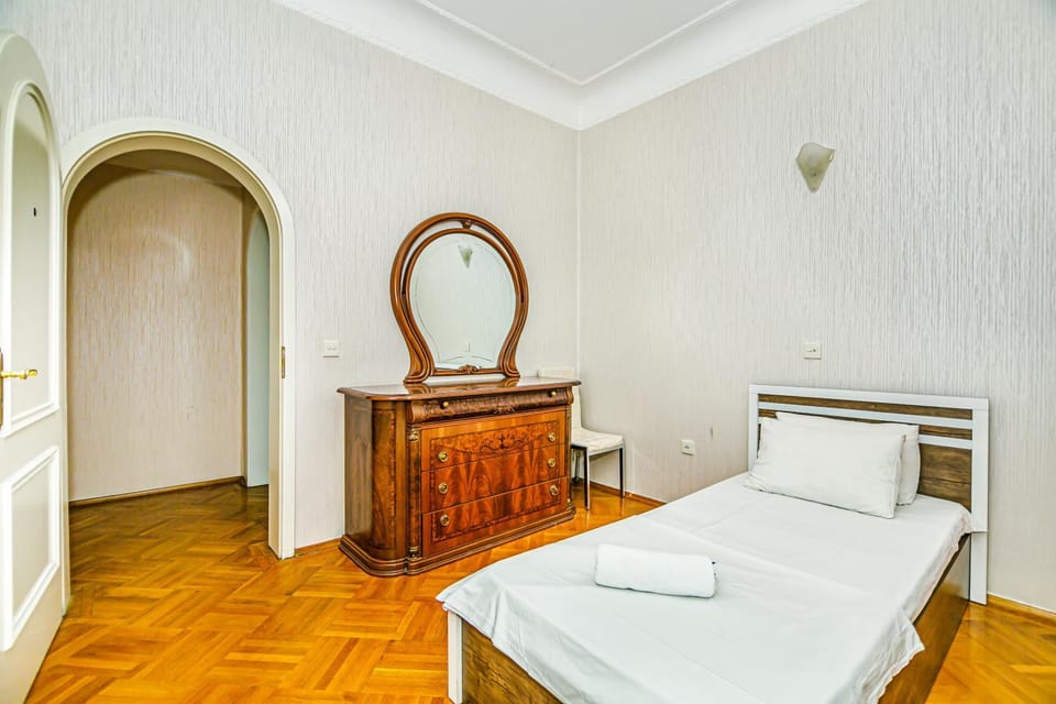 Bed, Photo of the whole room, Bedroom, towels, wardrobe