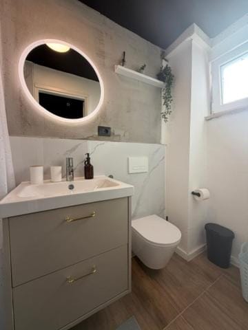 Shower, Toilet, Bathroom, bidet