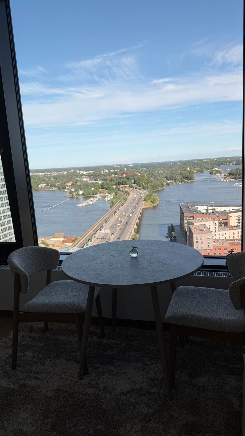 Luxury Penthouse with Panoramic City View Apartment in Helsinki