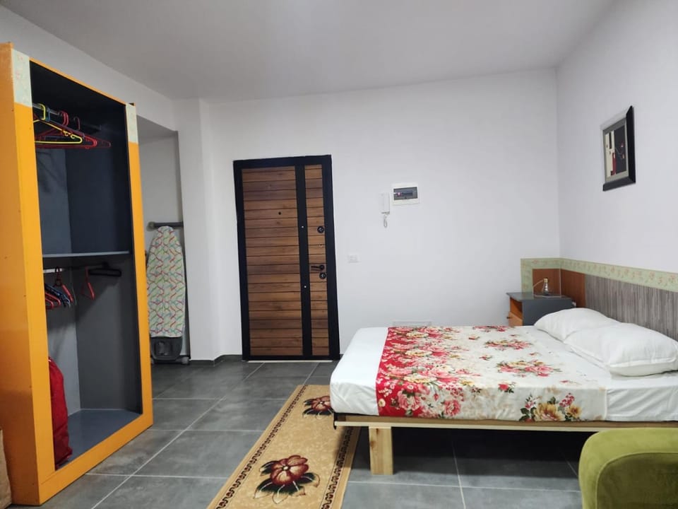 Botanic View Studio Apartment in Tirana