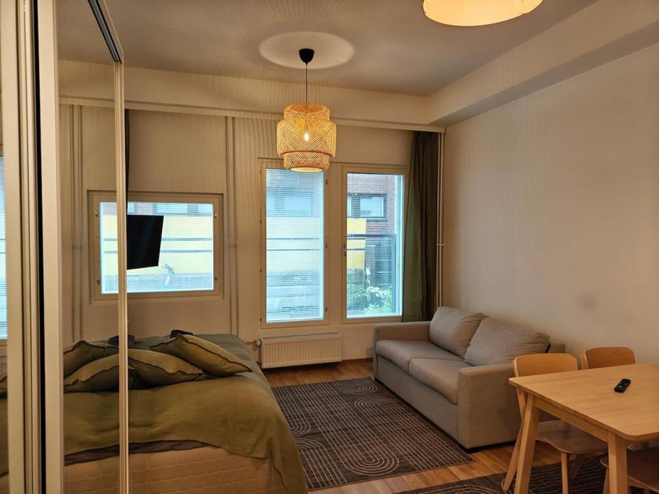 Modern Aparment - Next to Station - Self Check-in Apartment in Helsinki