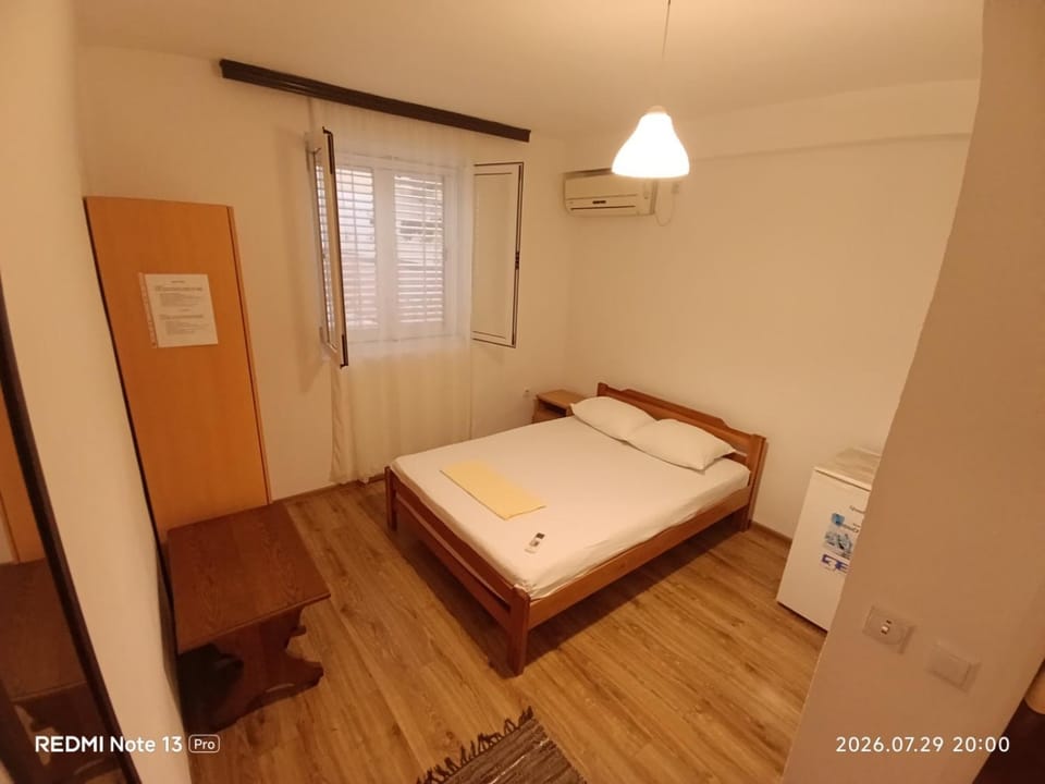 Guest house Rana Bed and Breakfast in Ulcinj
