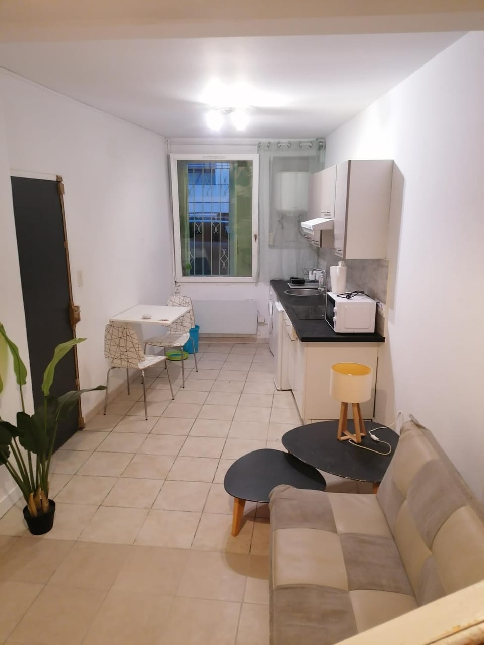 Appartement T1 Centre Historique Apartment in Narbonne