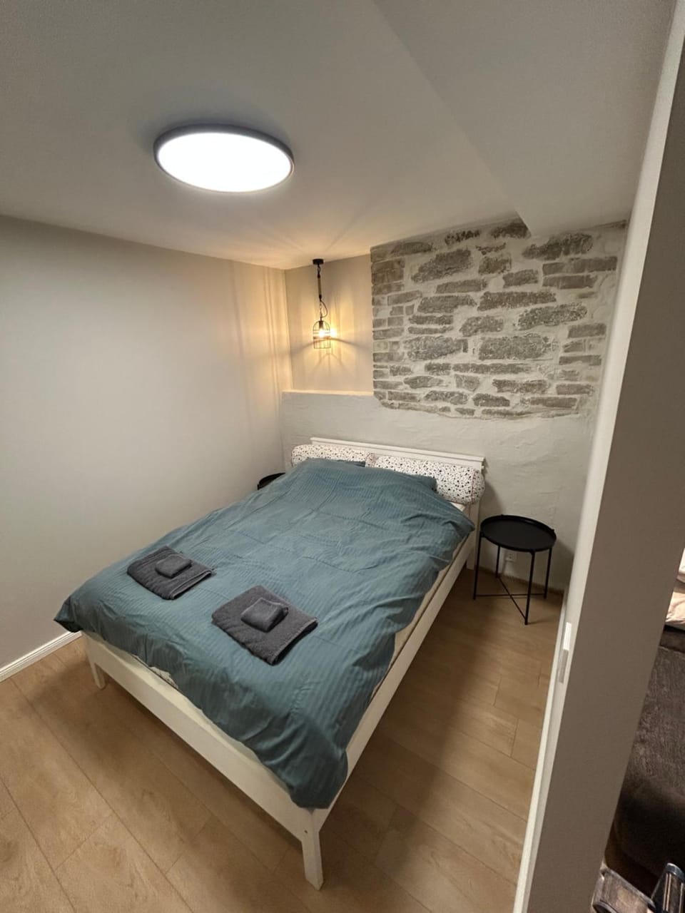 Fresh and Comfy City Studios Apartment in Tallinn