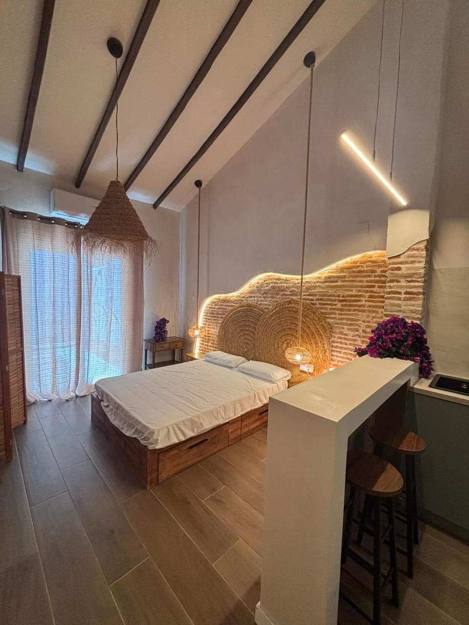 Bed, Bedroom
