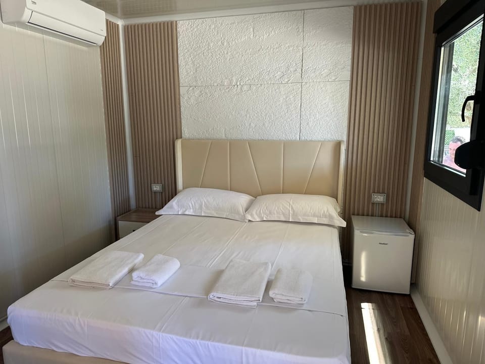 Miarla Rooms House in Vlorë County, Albania