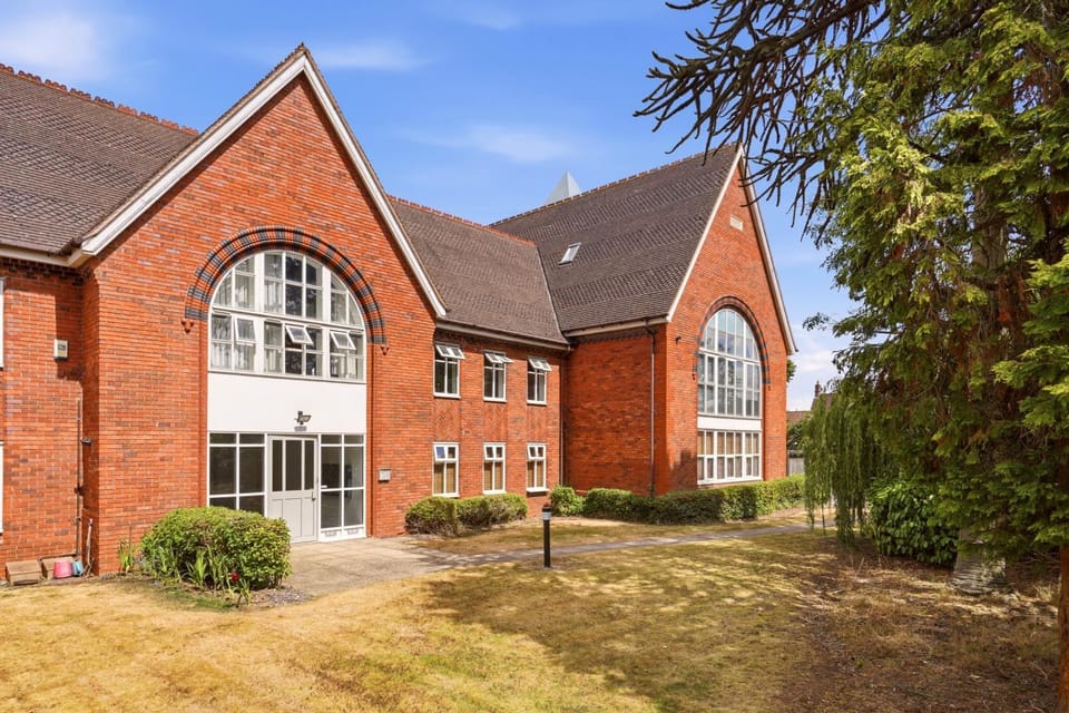 Property building, Spring, Day, Garden, Garden, Garden view