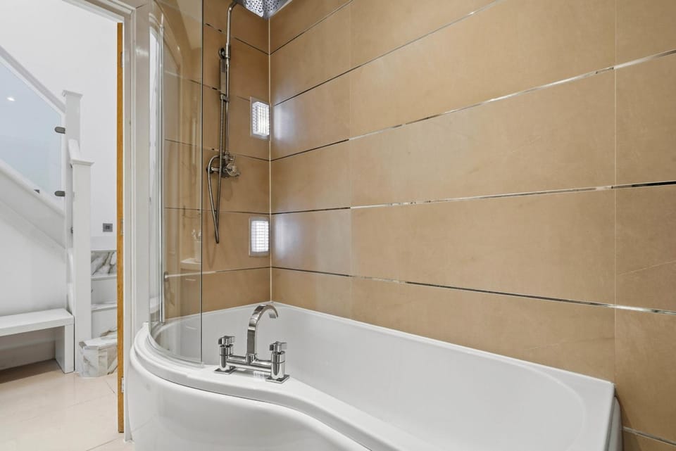 Shower, Bathroom, Bath