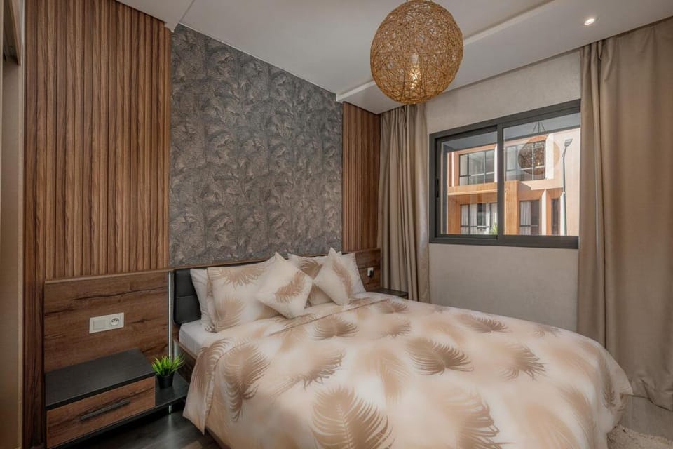 Luxury Studio Piscine Downtown WiFi AC Apartment in Marrakesh