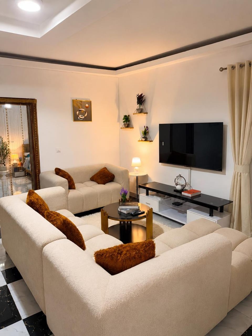 Living room, Seating area