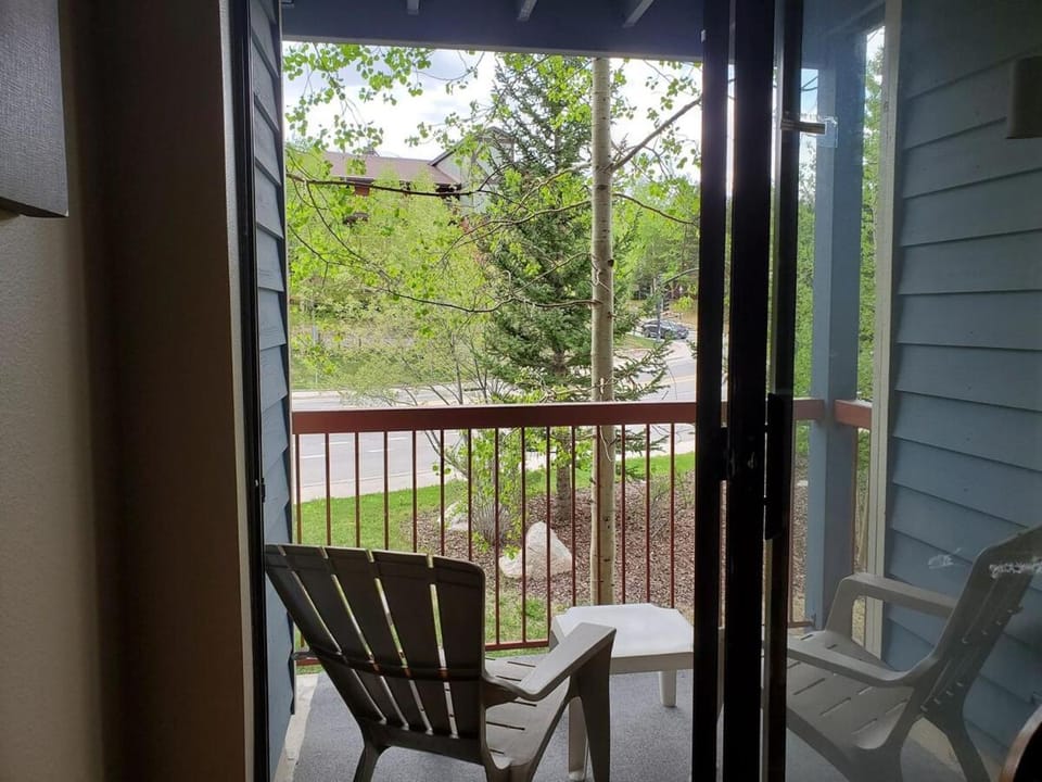 River Mountain Lodge - steps from Main Street Apartment in Breckenridge