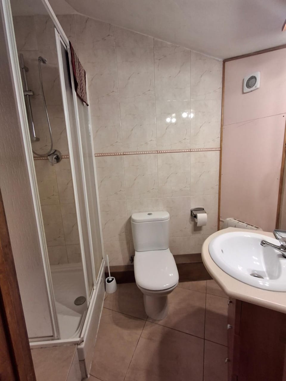 Setcases-Vallter hostal Mitja Pensió 2 Bed and Breakfast in Ripollès