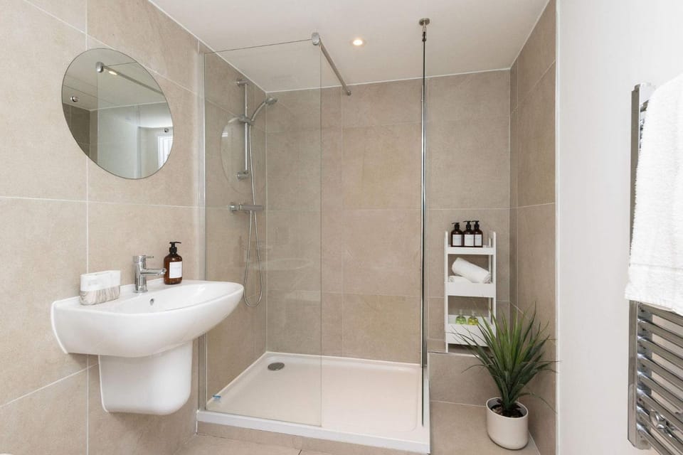 Shower, Bathroom