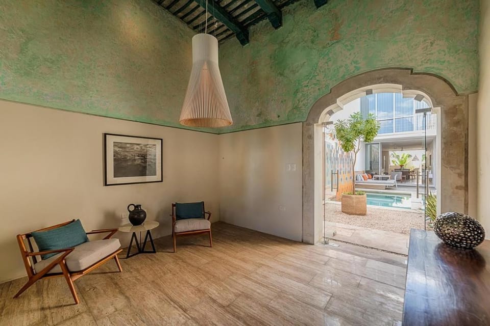 Casa Chameleon unique luxury in historic Merida House in Merida