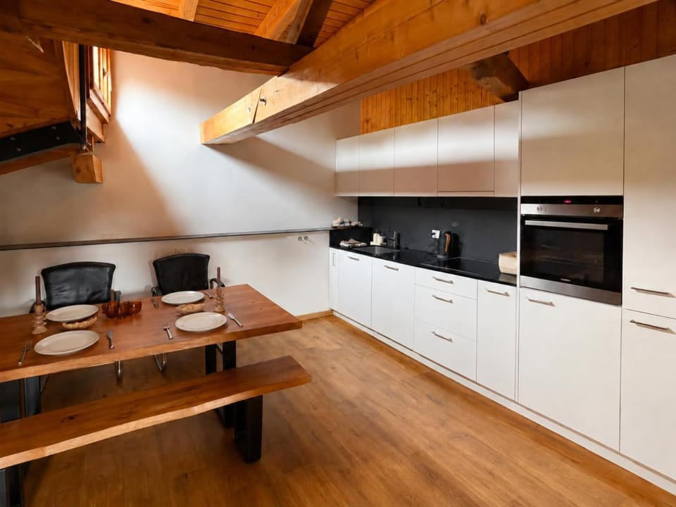 Property building, Dinner, kitchen