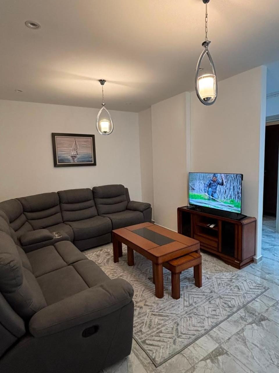 Communal lounge/ TV room, TV and multimedia, Living room