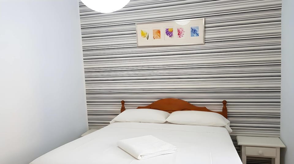 Apartamento cerca de la Playa con aire acondicionado en Conil solo parejas o familia Apartment in Conil de la Frontera