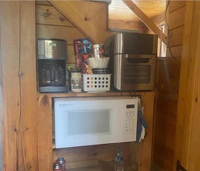 Quiet Cabin on Center Pond Cabin in Lincoln