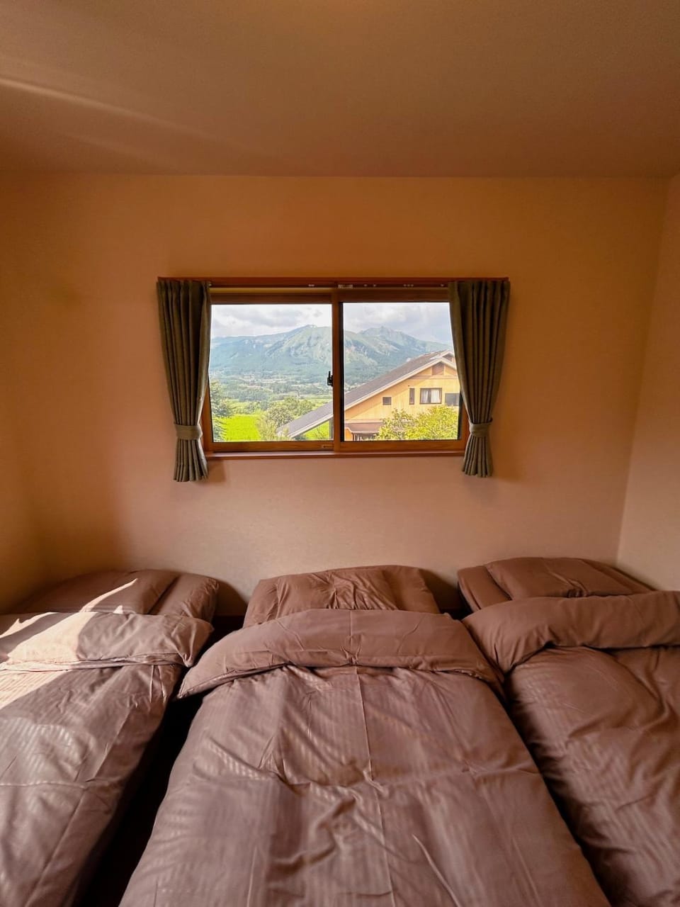 5 bedrooms relaxing in the nature at the foot of Mt Aso House in Japan