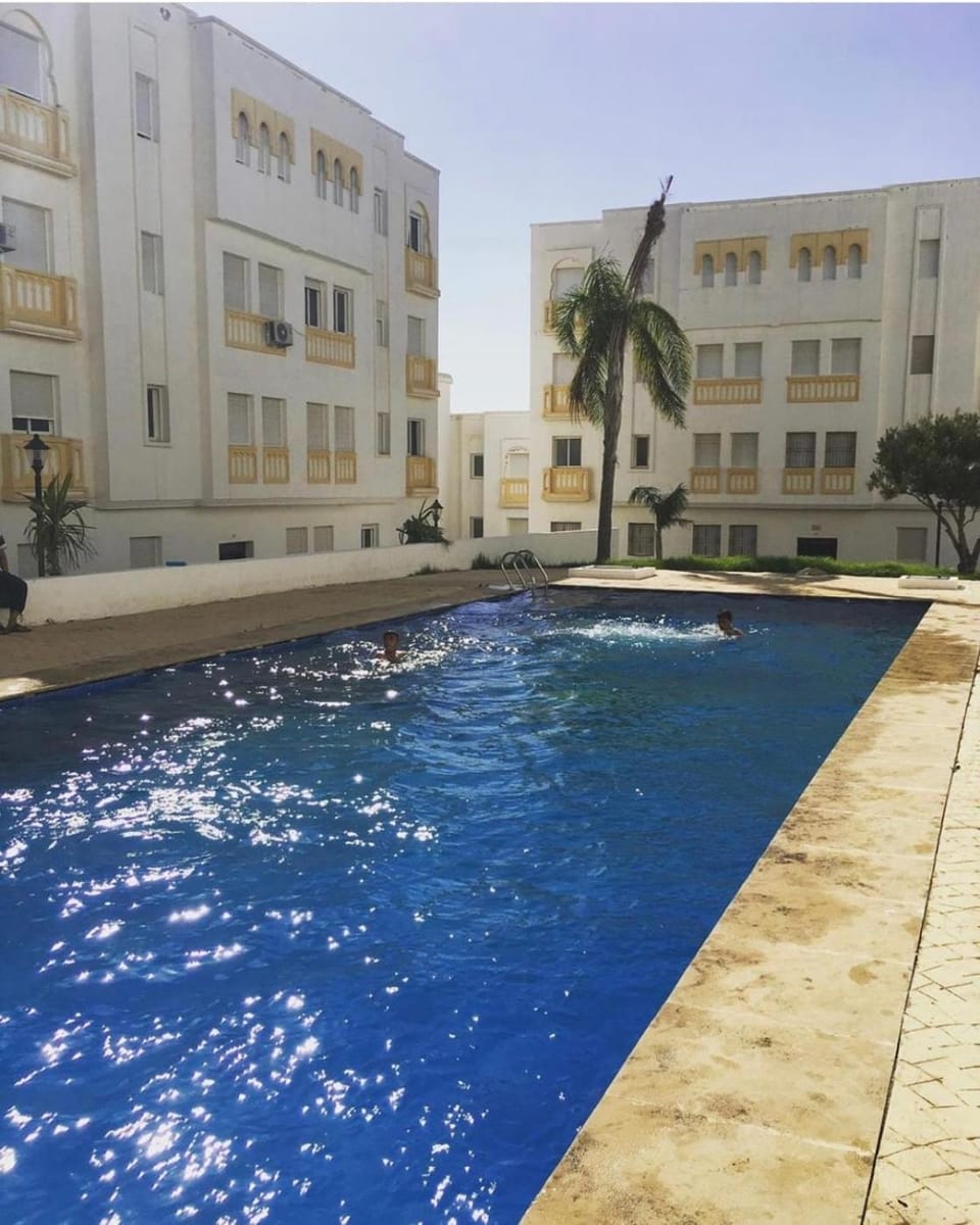 3 Zimmer Apartment Terasse und Pool Apartment in Tangier